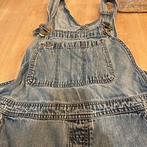 Gap lady’s overalls